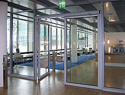Swing Door at Landesbank Baden-Württemberg, Stuttgart